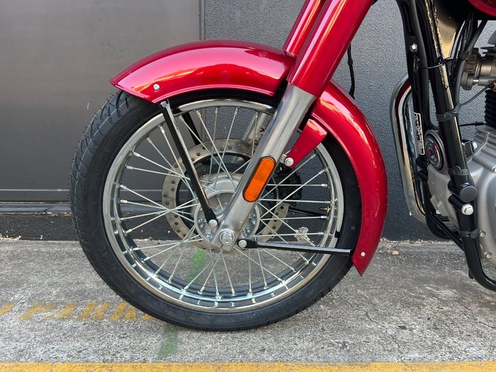 2025 Royal Enfield 2025 Royal Enfield 350CC CLASSIC 350 HERITAGE RED