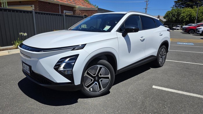 2025 Chery E5 Ultimate MY25.5 Lunar White