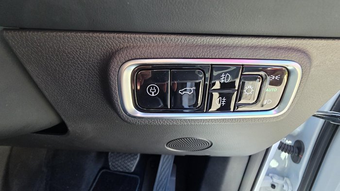 2025 Chery E5 Ultimate MY25.5 Lunar White