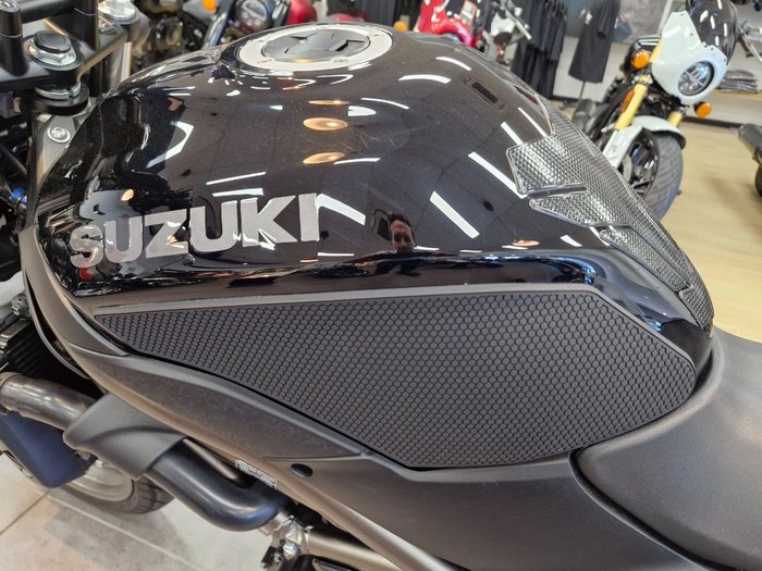 2024 Suzuki SV650 GREY