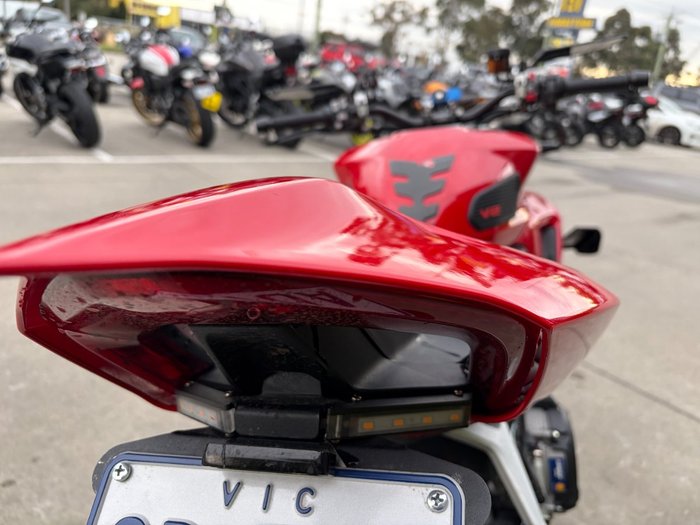2023 DUCATI STREETFIGHTER V2 Red