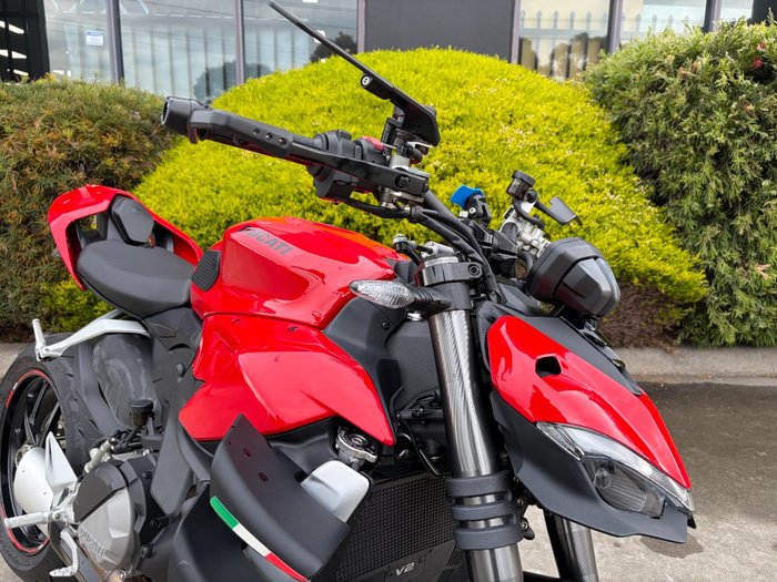 2023 DUCATI STREETFIGHTER V2 Red