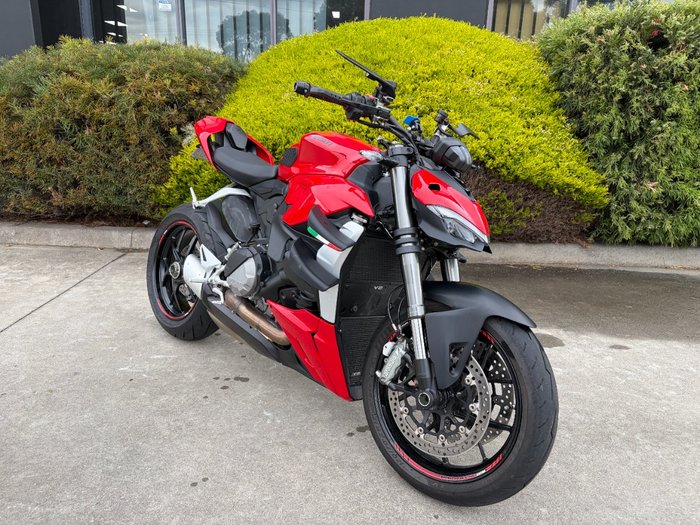 2023 DUCATI STREETFIGHTER V2 Red