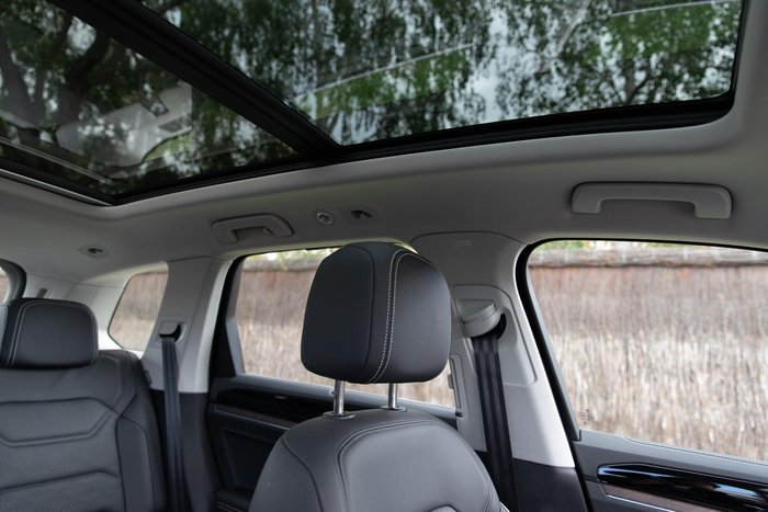 2025 Volkswagen Touareg 210TDI Elegance