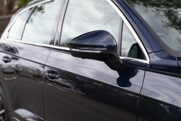 2025 Volkswagen Touareg 210TDI Elegance