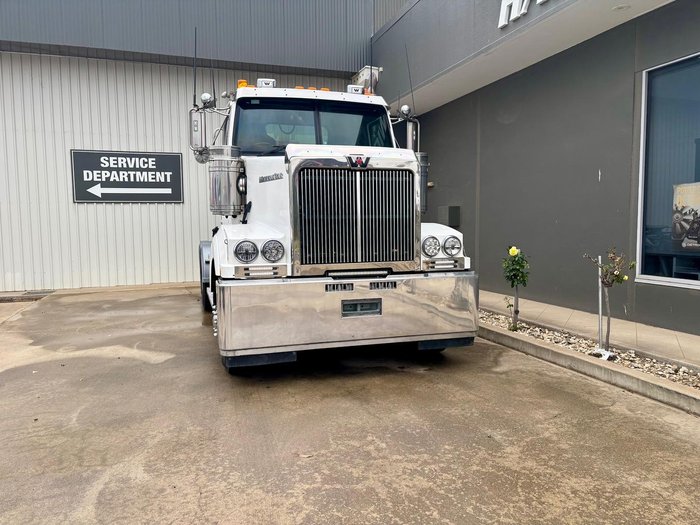 2021 Western Star 4864Fs2 Day Cab Prime Mover White