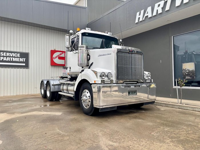 2021 Western Star 4864Fs2 Day Cab Prime Mover White