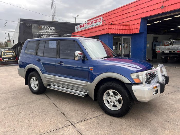 2001 Mitsubishi Pajero Exceed NM 4X4 Deep Blue