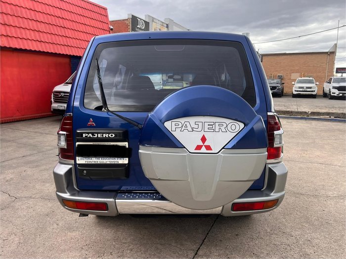 2001 Mitsubishi Pajero Exceed NM 4X4 Deep Blue