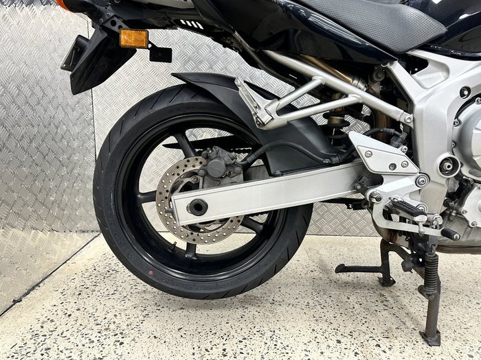 2006 Yamaha FZ6S BLUE