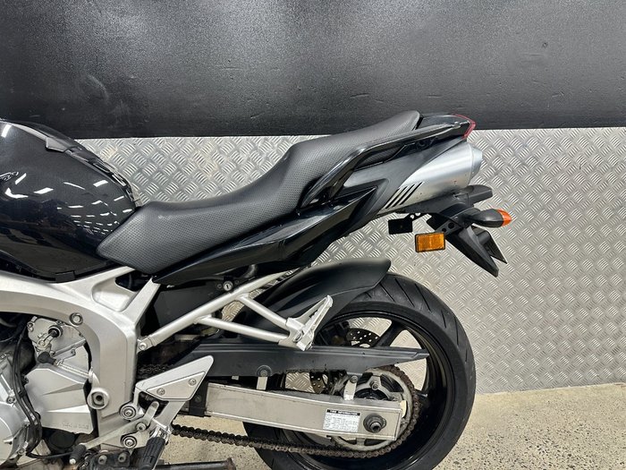 2006 Yamaha FZ6S BLUE