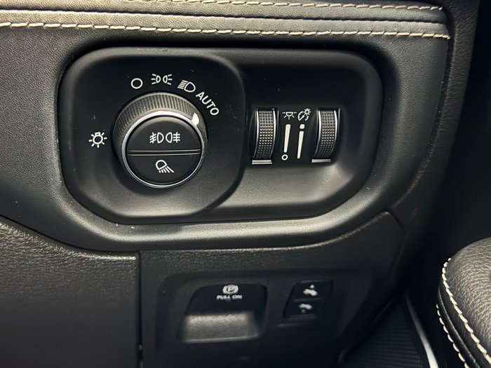 2022 RAM 1500 Laramie RamBox