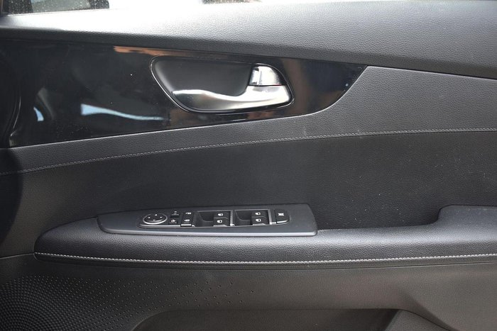 2020 Kia Cerato Sport+