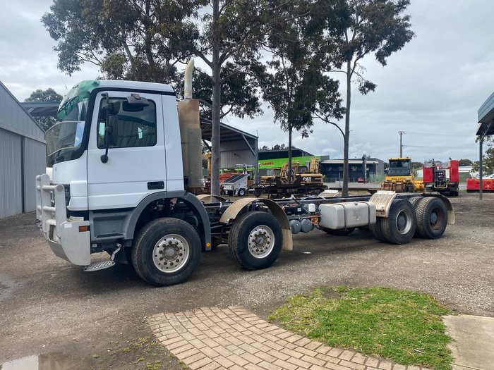 2006 Mercedes-Benz 3244 Actros White
