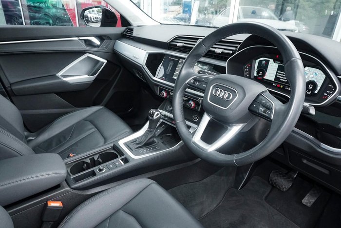 2021 Audi Q3 35 TFSI S line