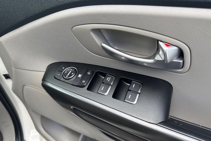 2020 Kia Carnival S