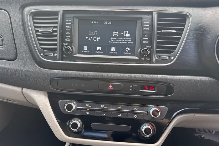 2020 Kia Carnival S