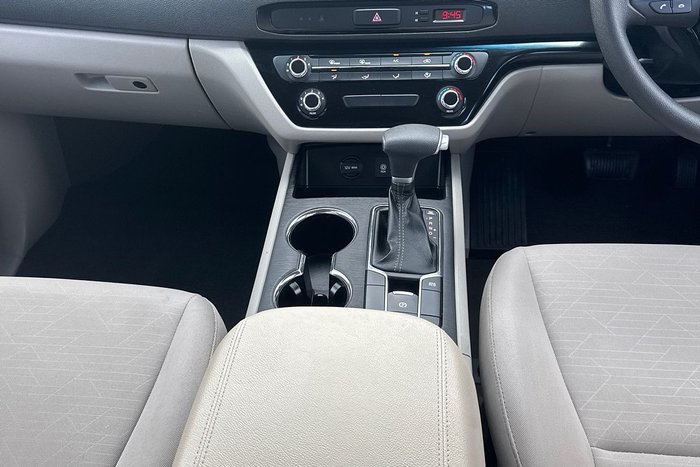 2020 Kia Carnival S