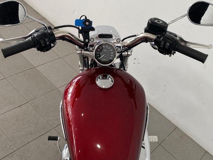 2016 Harley-Davidson 1200 Custom (XL1200C) Sportster Red
