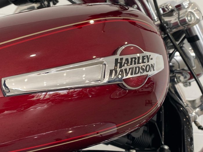 2016 Harley-Davidson 1200 Custom (XL1200C) Sportster Red