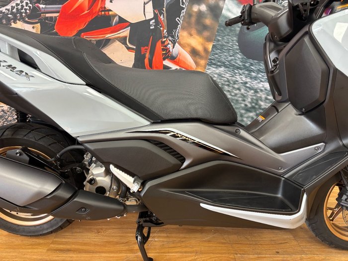 2025 Yamaha XMAX 300 (CZD300A) BLUE