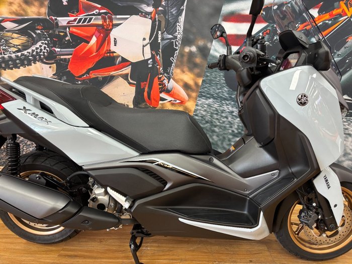 2025 Yamaha XMAX 300 (CZD300A) BLUE