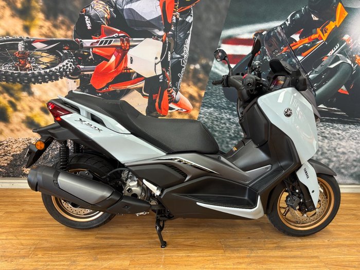 2025 Yamaha XMAX 300 (CZD300A) BLUE