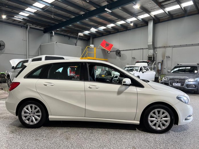 2012 Mercedes-Benz B-Class B180 BlueEFFICIENCY W246 Cirrus White