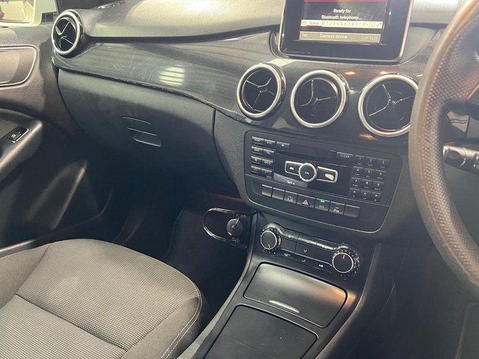 2012 Mercedes-Benz B-Class B180 BlueEFFICIENCY W246 Cirrus White