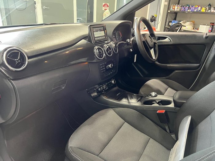 2012 Mercedes-Benz B-Class B180 BlueEFFICIENCY W246 Cirrus White