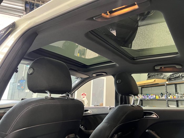 2012 Mercedes-Benz B-Class B180 BlueEFFICIENCY W246 Cirrus White