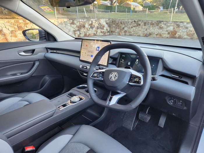 2025 MG MGS5 EV Essence 62