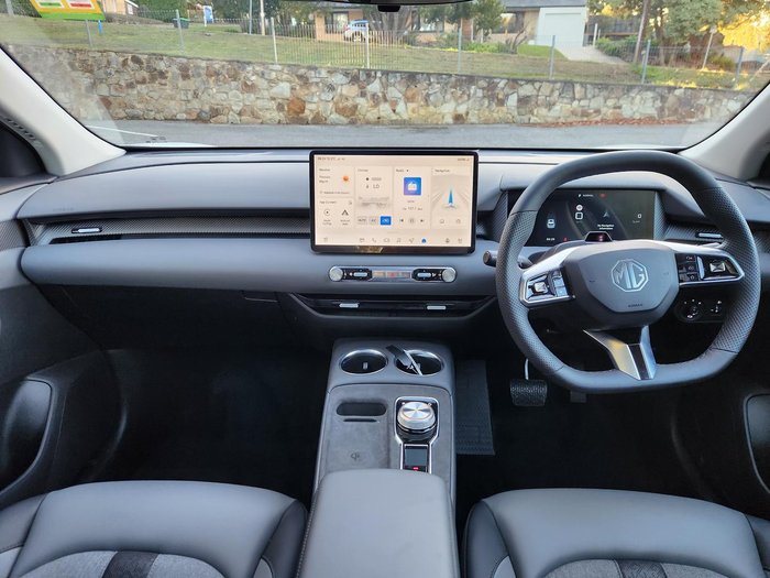 2025 MG MGS5 EV Essence 62