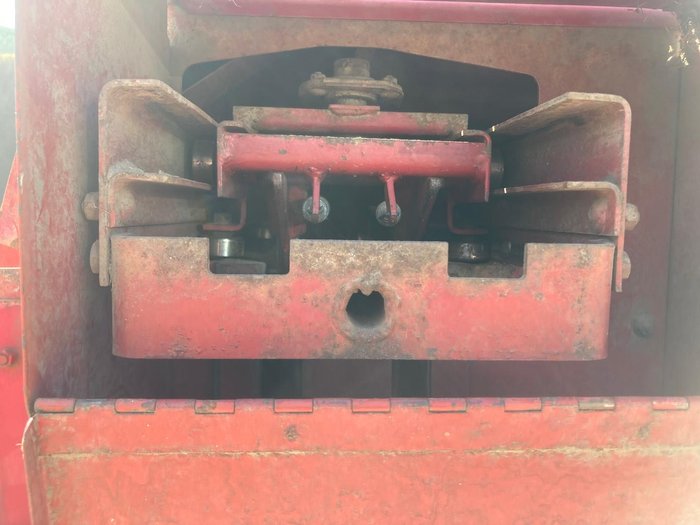 1970 New Holland 275 