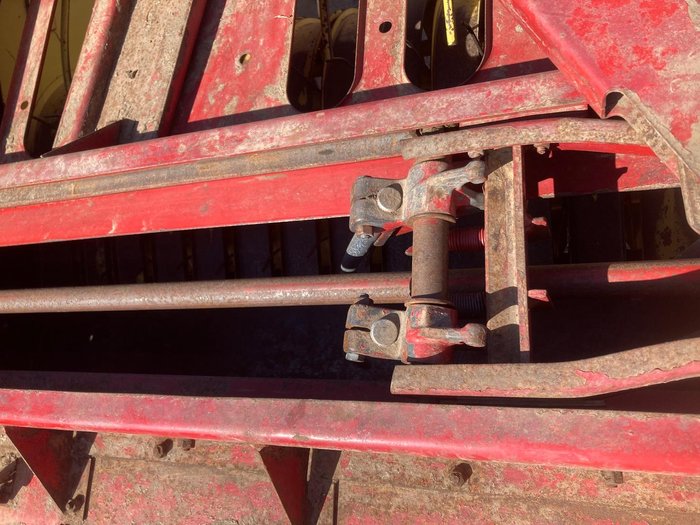 1970 New Holland 275 