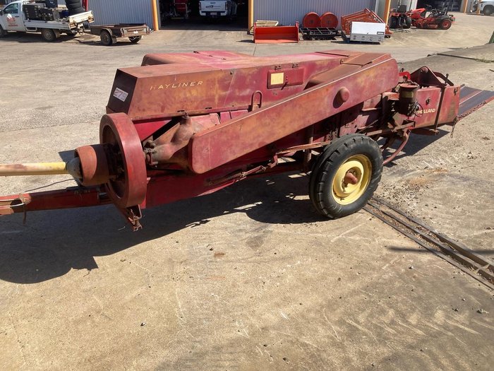 1970 New Holland 275 