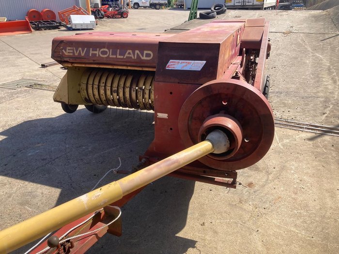 1970 New Holland 275 