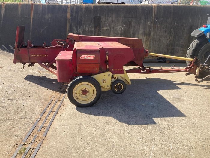 1970 New Holland 275