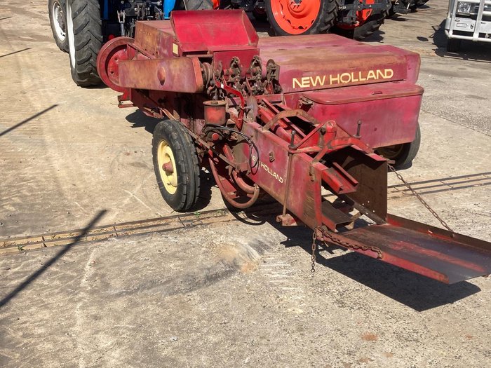 1970 New Holland 275 