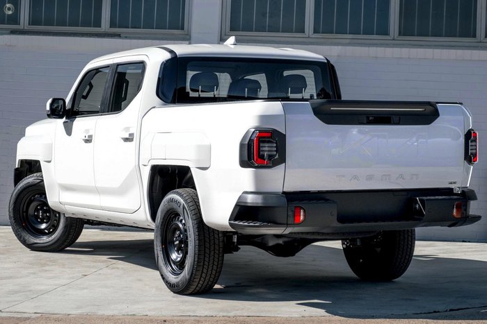2025 Kia Tasman S