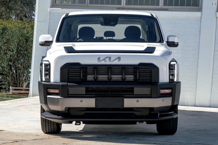 2025 Kia Tasman S
