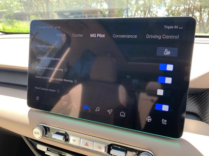 2025 MG MGS5 EV Essence 62