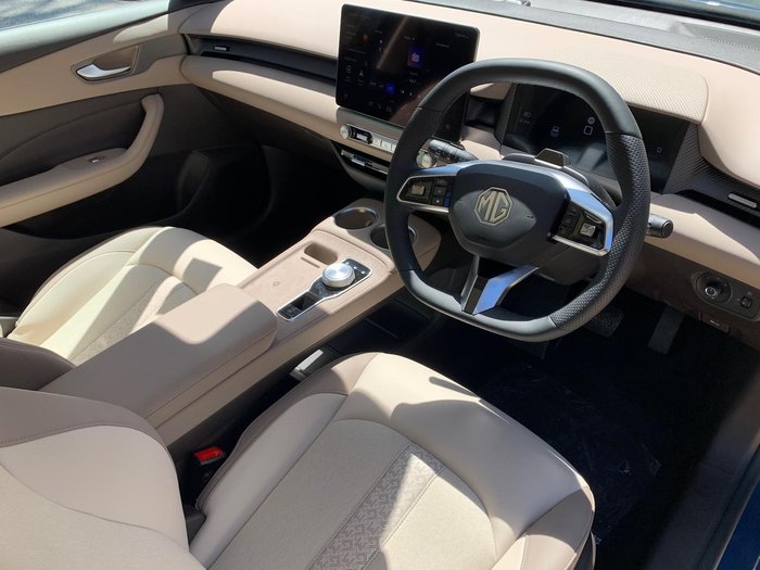 2025 MG MGS5 EV Essence 62