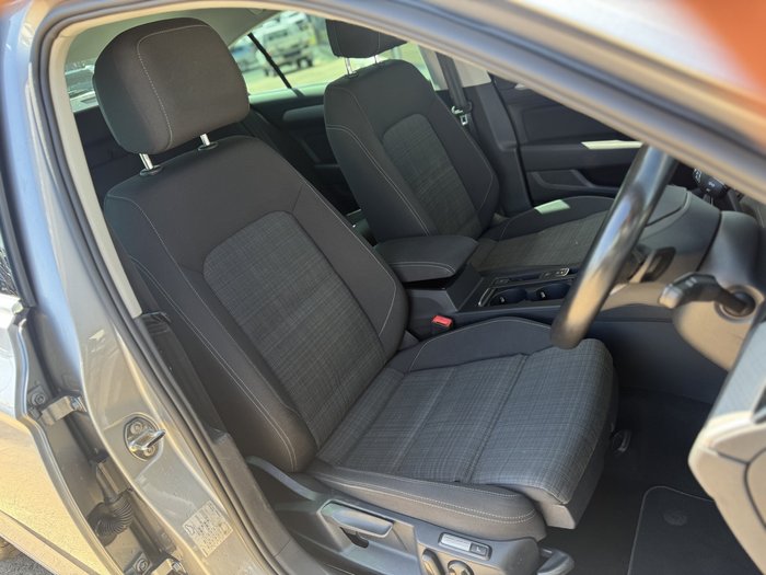 2022 Volkswagen Passat 140TSI Business