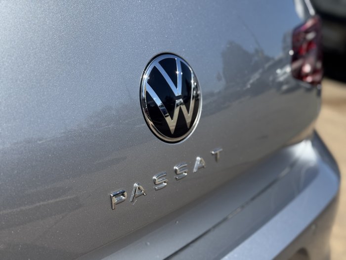 2022 Volkswagen Passat 140TSI Business