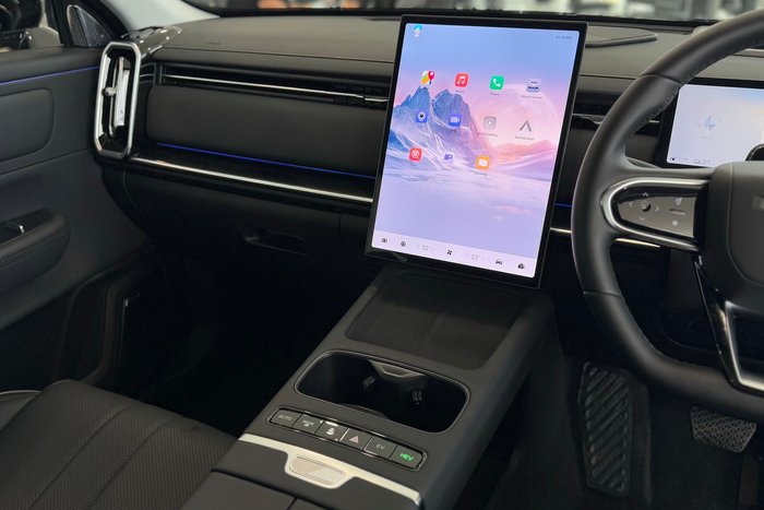 2025 Jaecoo J7 SHS Summit