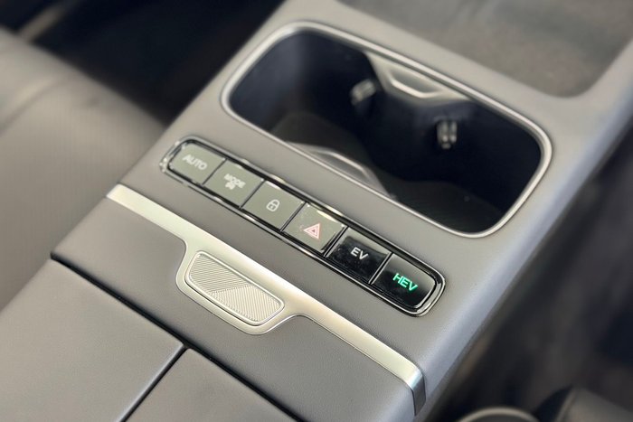 2025 Jaecoo J7 SHS Summit