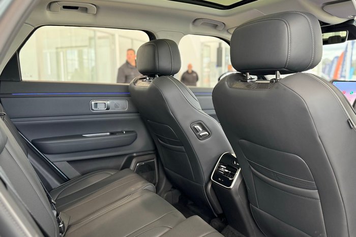 2025 Jaecoo J7 SHS Summit