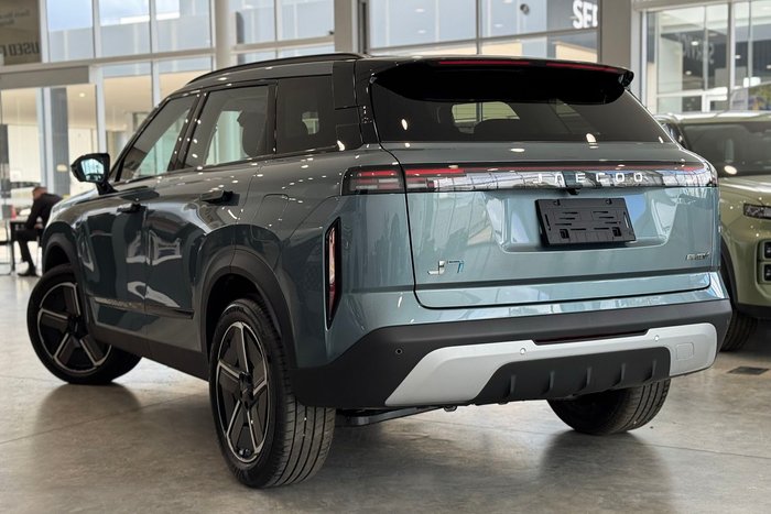 2025 Jaecoo J7 SHS Summit