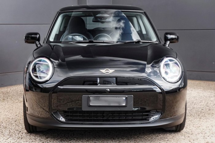 2024 MINI Cooper E Classic